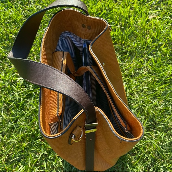 NWOT! Brown/tan beautiful bag! - Picture 9 of 11